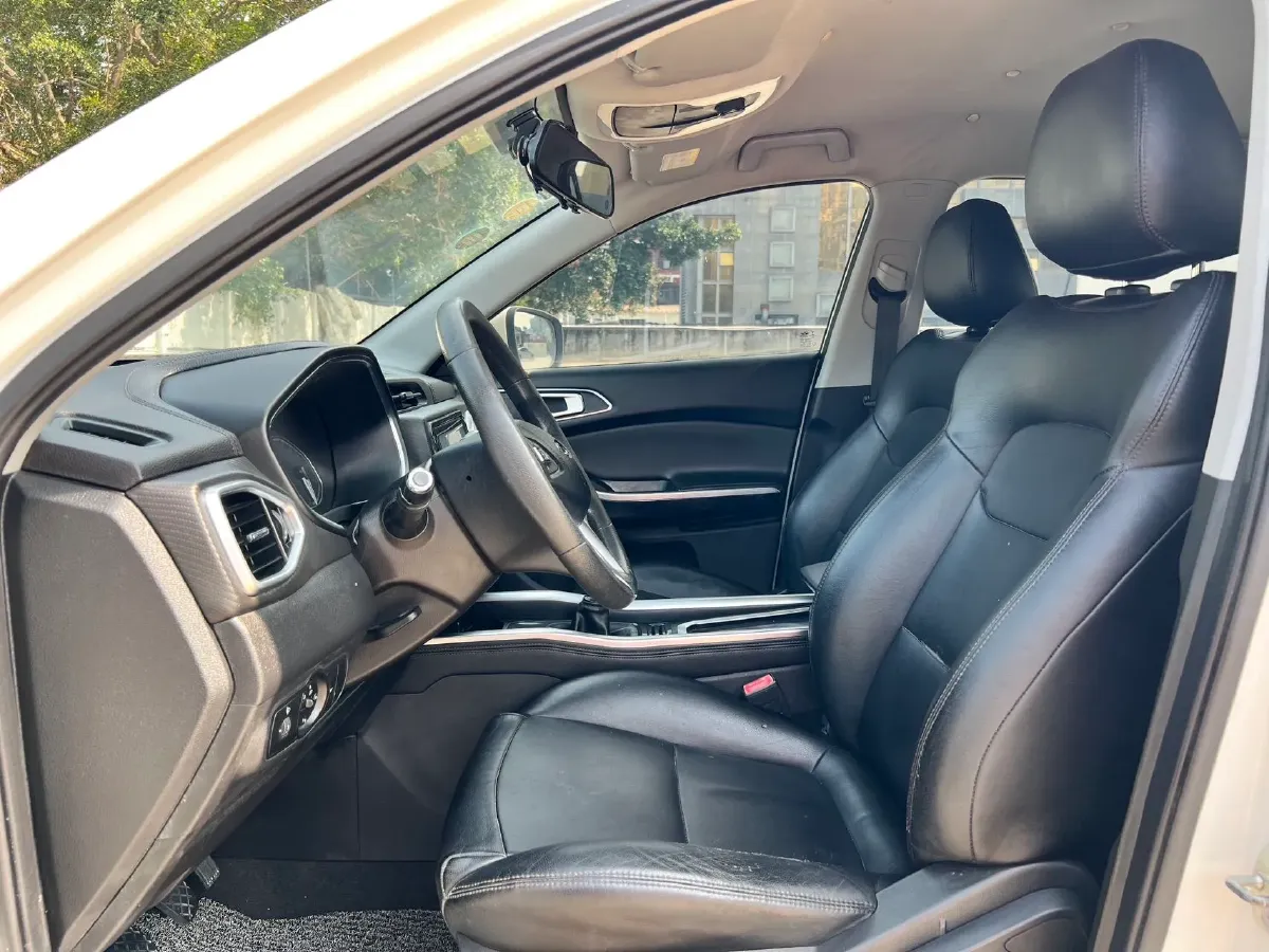 2017 Chery Tiggo 5x 1.5T 147HP L4 6MT,autocango,china used car exporter,china ev exporter,chinese used car exporter,chinese used ev exporter