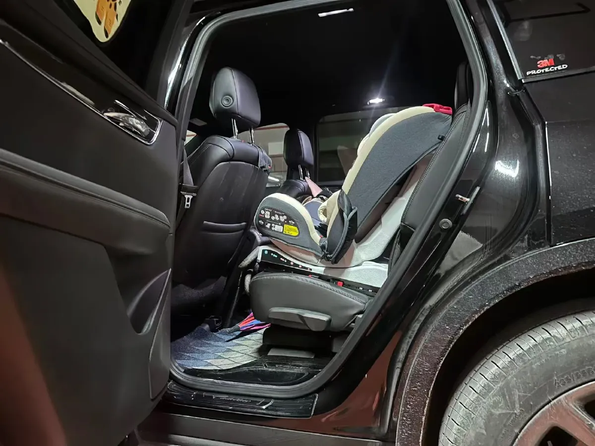 2021 Cadillac XT6 2.0T 237HP L4 9AT,autocango,china used car exporter,china ev exporter,chinese used car exporter,chinese used ev exporter