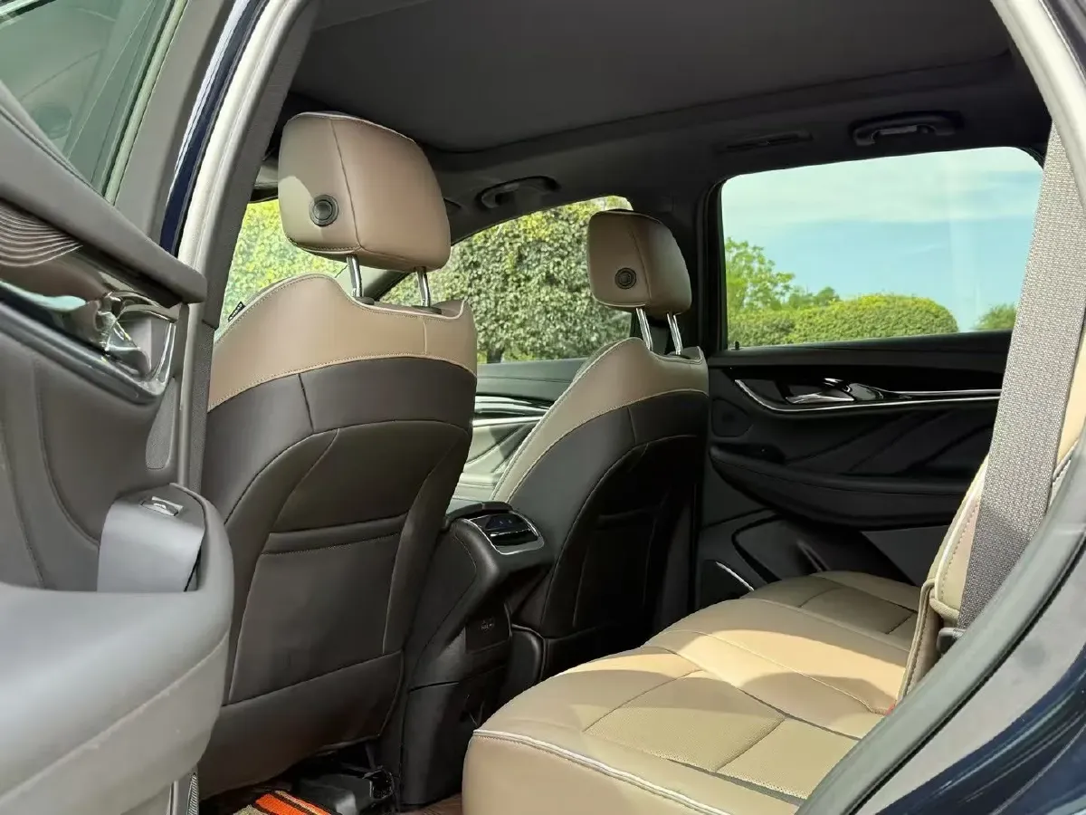 2022 Buick Enclave 2.0T 237HP L4 9AT,autocango,china used car exporter,china ev exporter,chinese used car exporter,chinese used ev exporter