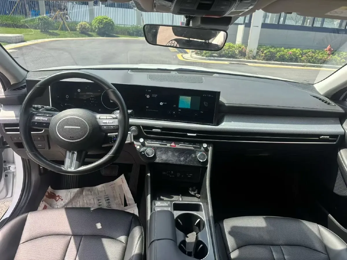 2024 Hyundai Sonata 1.5T 170HP L4 8AT,autocango,china used car exporter,china ev exporter,chinese used car exporter,chinese used ev exporter