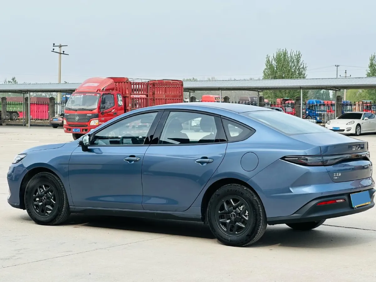 2025 BYD Seal05 DM-i 1.5L 101HP L4 E-CVT PHEV 7.68KWH,autocango,china used car exporter,china ev exporter,chinese used car exporter,chinese used ev exporter