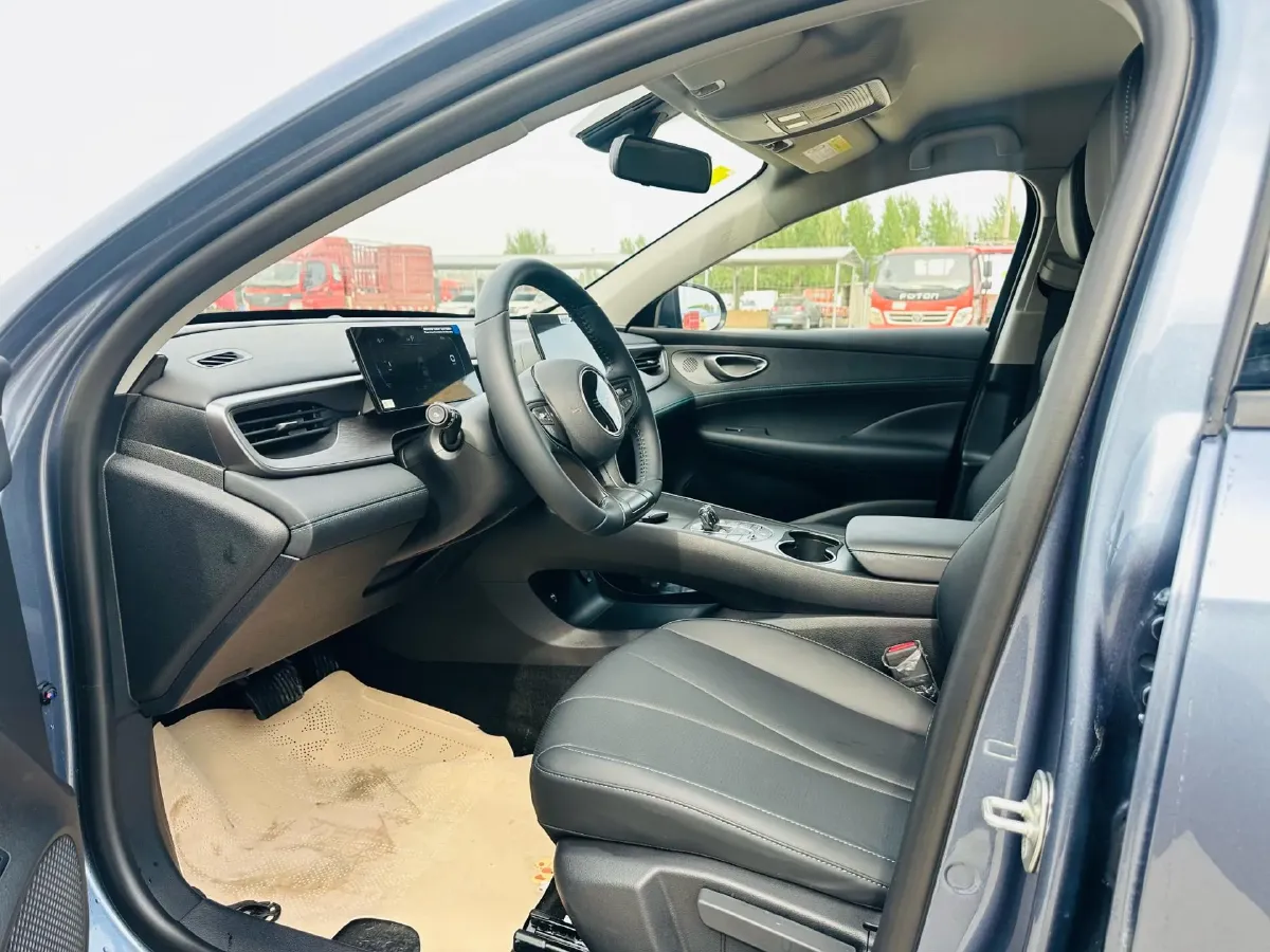 2025 BYD Seal05 DM-i 1.5L 101HP L4 E-CVT PHEV 7.68KWH,autocango,china used car exporter,china ev exporter,chinese used car exporter,chinese used ev exporter