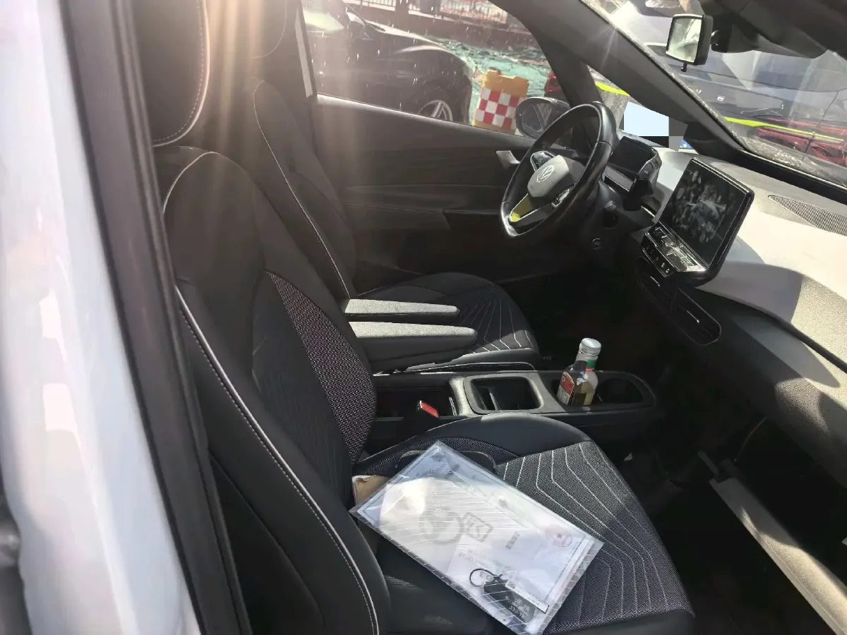 2023 Volkswagen ID.3 BEV 52.8KWH,autocango,china used car exporter,china ev exporter,chinese used car exporter,chinese used ev exporter