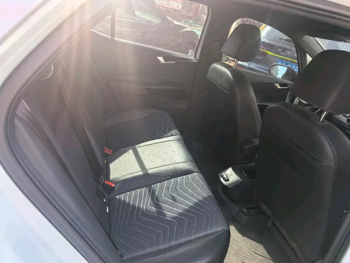 2023 Volkswagen ID.3 BEV 52.8KWH,autocango,china used car exporter,china ev exporter,chinese used car exporter,chinese used ev exporter