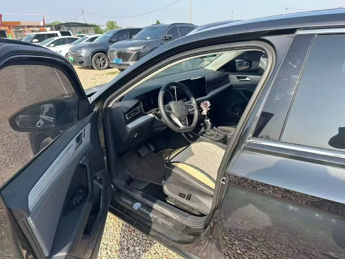 2023 Volkswagen Sagitar 1.5T 160HP L4 7DCT,autocango,china used car exporter,china ev exporter,chinese used car exporter,chinese used ev exporter