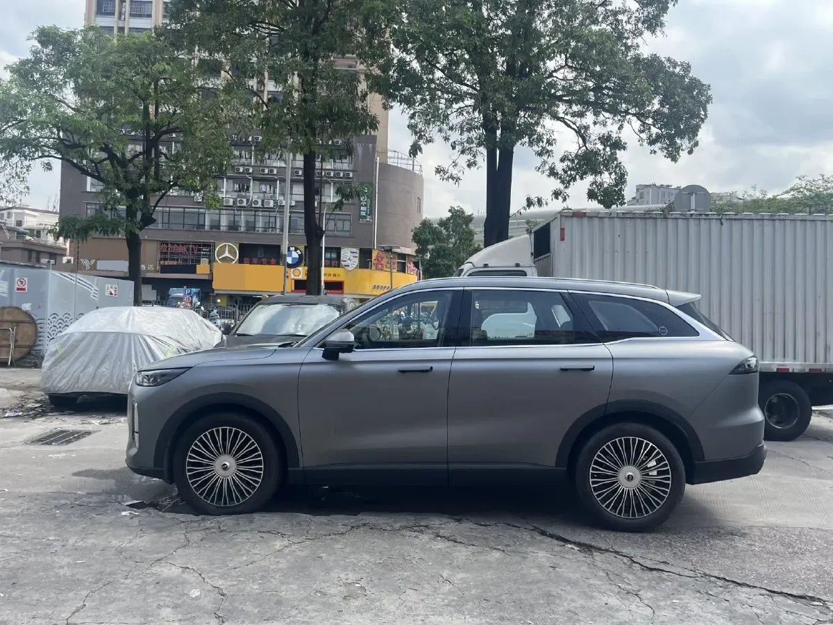 2024 Chery Tiggo8L 2.0T 254HP L4 8AT,autocango,china used car exporter,china ev exporter,chinese used car exporter,chinese used ev exporter