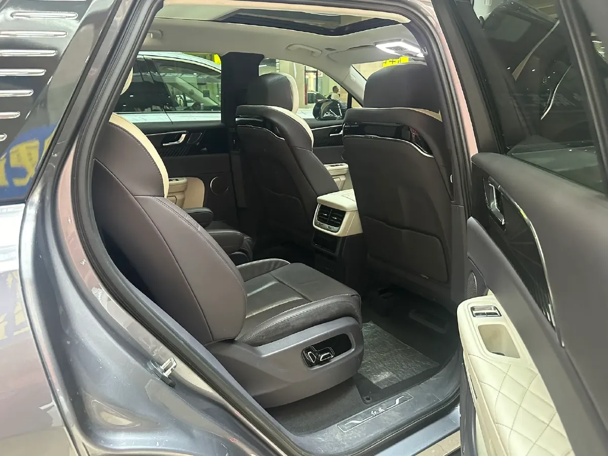 2021 HongQi E-HS9 BEV 99KWH,autocango,china used car exporter,china ev exporter,chinese used car exporter,chinese used ev exporter