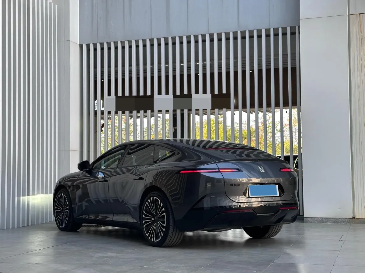 2025 Avatr 12 BEV 94.53KWH,autocango,china used car exporter,china ev exporter,chinese used car exporter,chinese used ev exporter