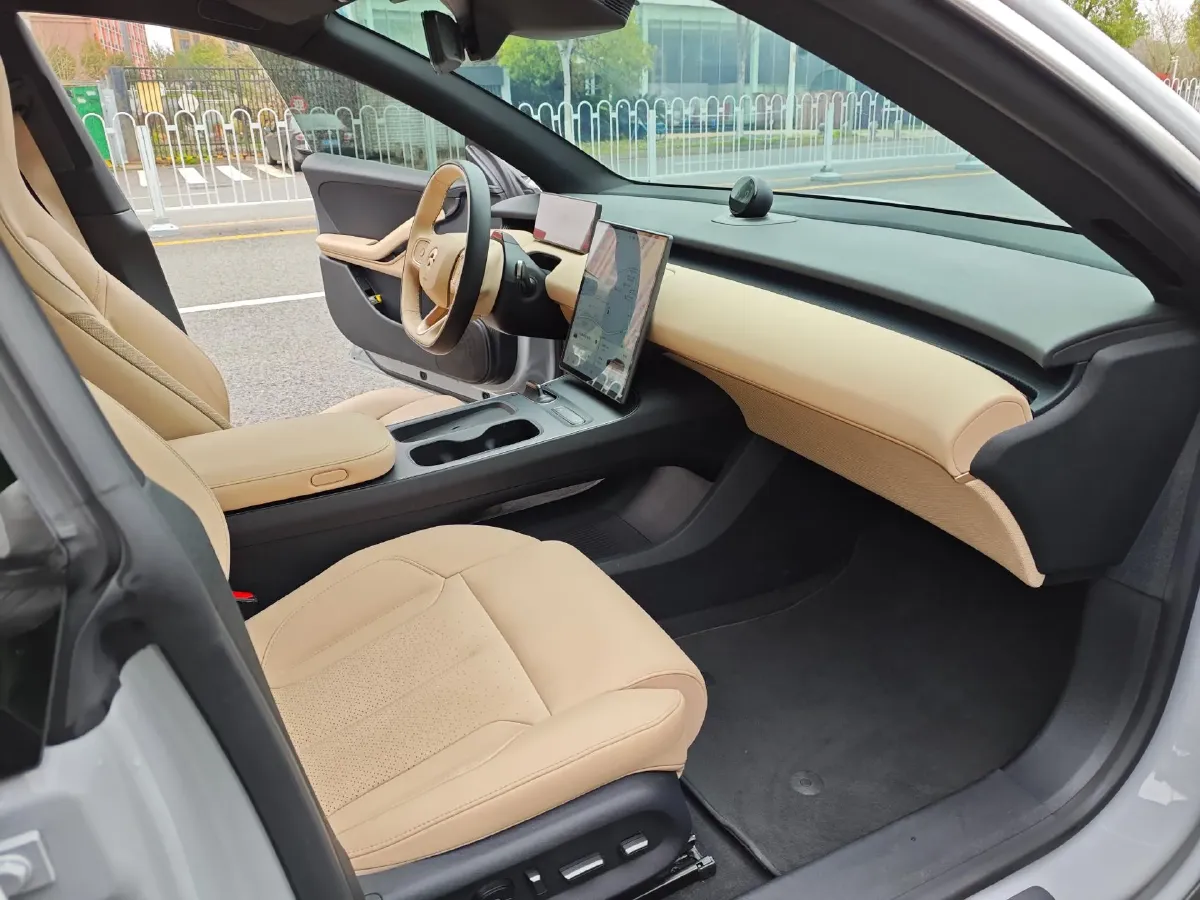 2024 NIO ET5T BEV 75KWH,autocango,china used car exporter,china ev exporter,chinese used car exporter,chinese used ev exporter