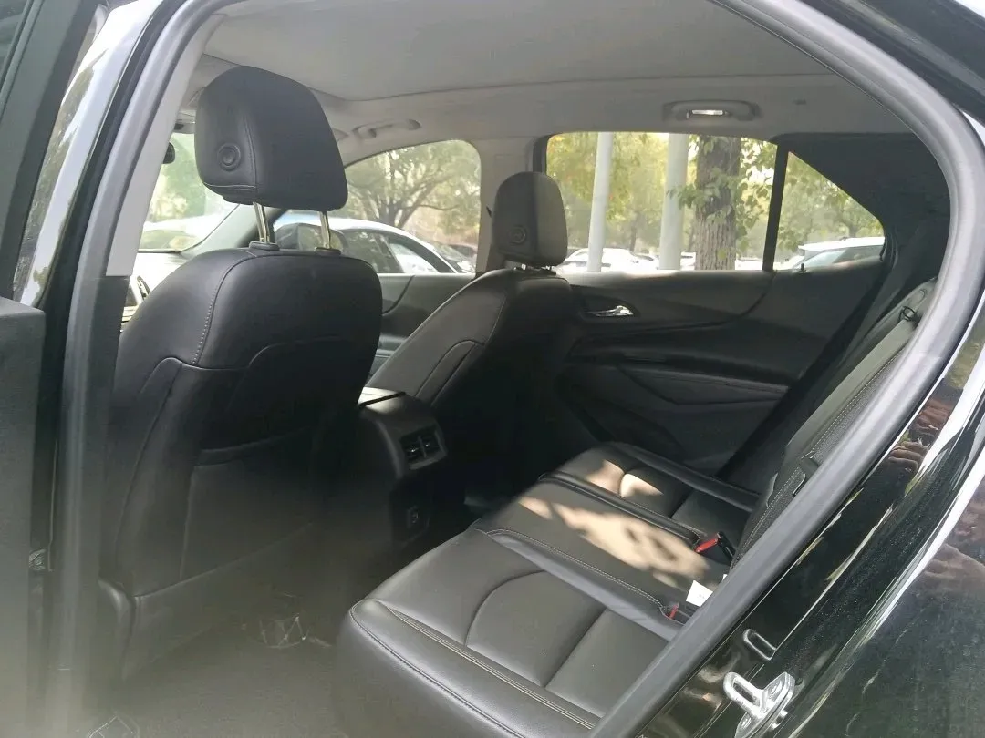 2018 Chevrolet Equinox 1.5T 180HP L4 6AT,autocango,china used car exporter,china ev exporter,chinese used car exporter,chinese used ev exporter