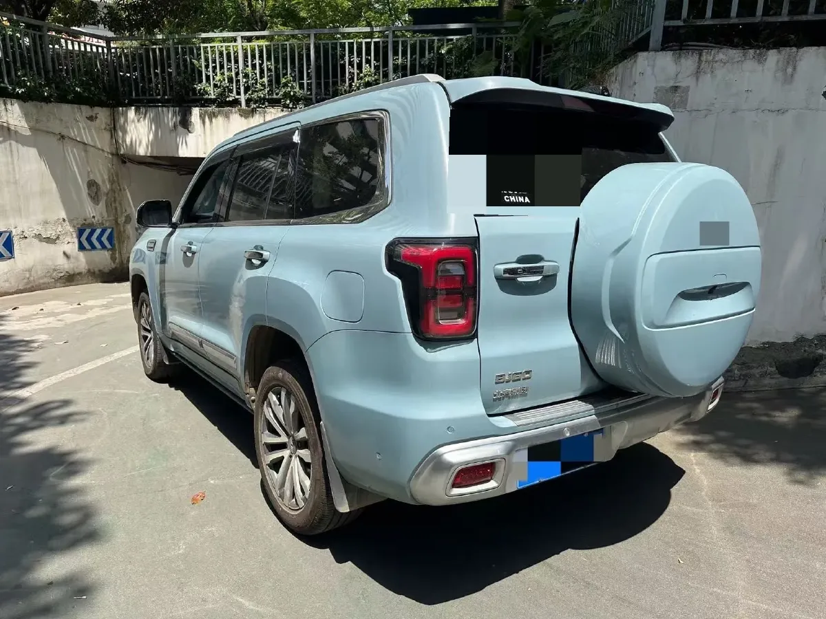2022 Beijing BJ60 2.0T 267HP L4 8AT,autocango,china used car exporter,china ev exporter,chinese used car exporter,chinese used ev exporter