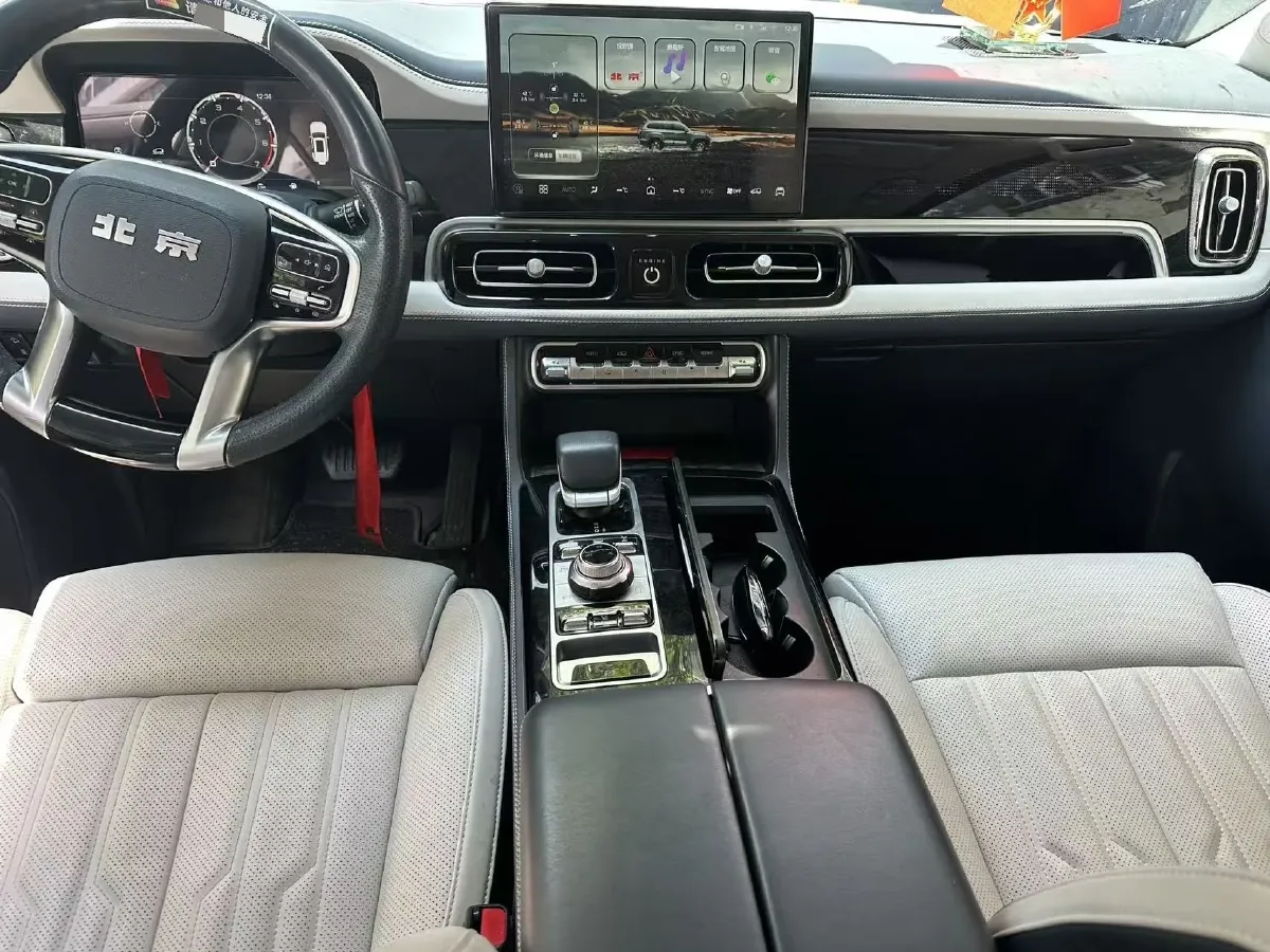 2022 Beijing BJ60 2.0T 267HP L4 8AT,autocango,china used car exporter,china ev exporter,chinese used car exporter,chinese used ev exporter