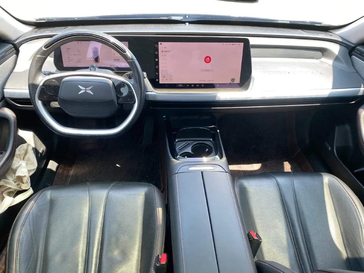 2022 Xpeng P7 BEV 83.1KWH,autocango,china used car exporter,china ev exporter,chinese used car exporter,chinese used ev exporter