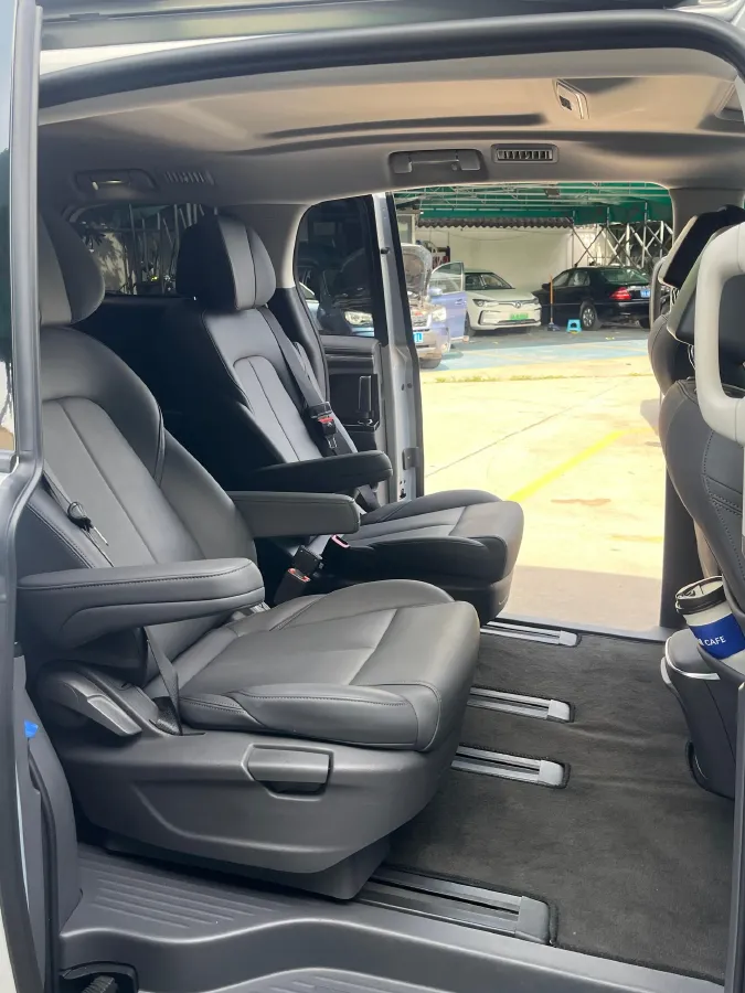 2025 Buick GL8 1.5T 180HP L4 2DHT PHEV,autocango,china used car exporter,china ev exporter,chinese used car exporter,chinese used ev exporter