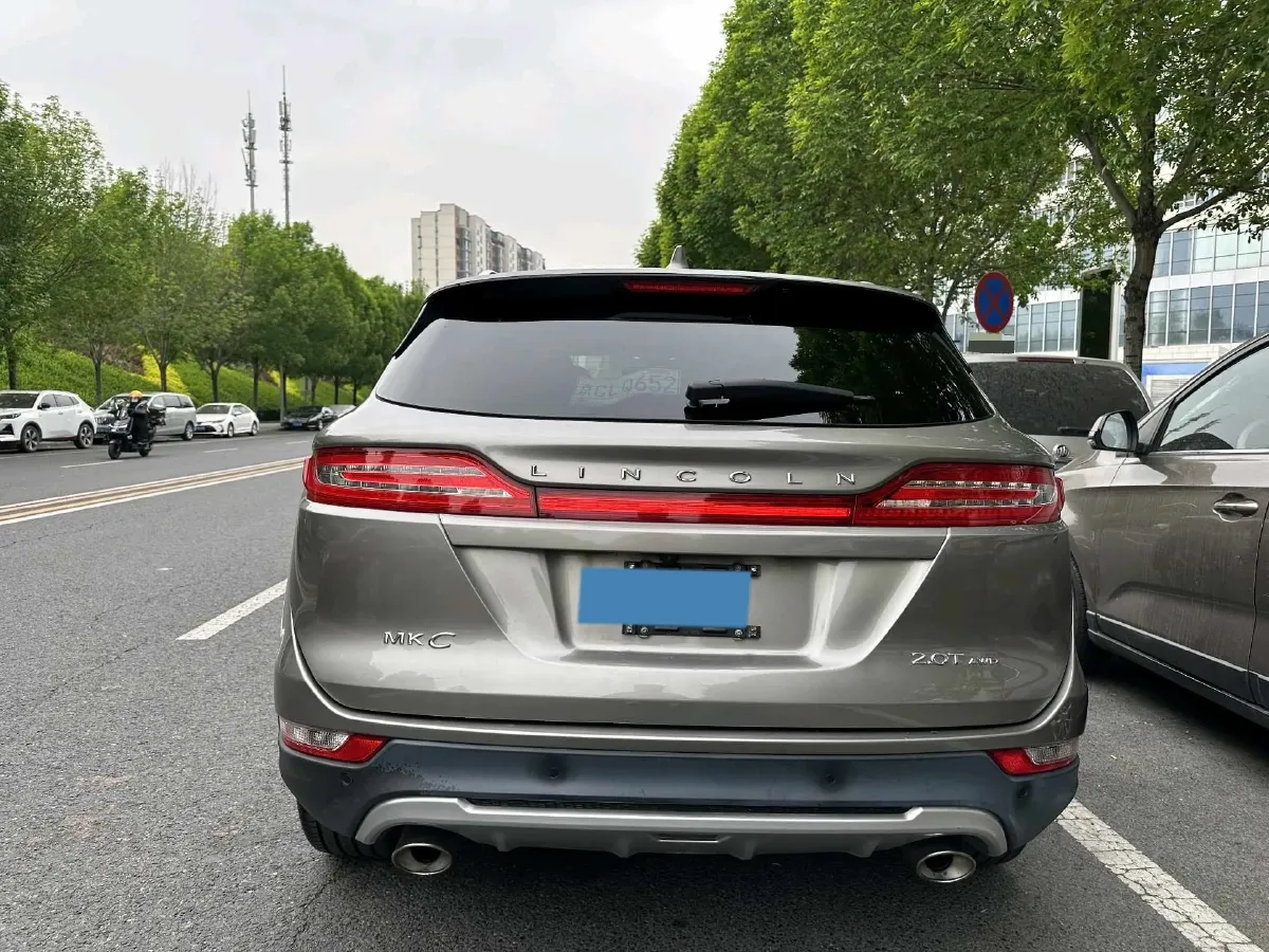 2017 Lincoln MKC 2.0T 203HP L4 6AT,autocango,china used car exporter,china ev exporter,chinese used car exporter,chinese used ev exporter