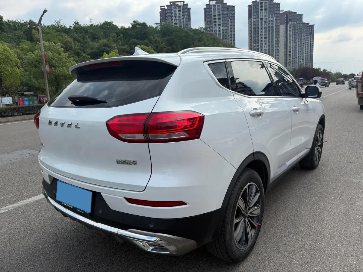2021 Haval H6 1.5T 169HP L4 7DCT,autocango,china used car exporter,china ev exporter,chinese used car exporter,chinese used ev exporter