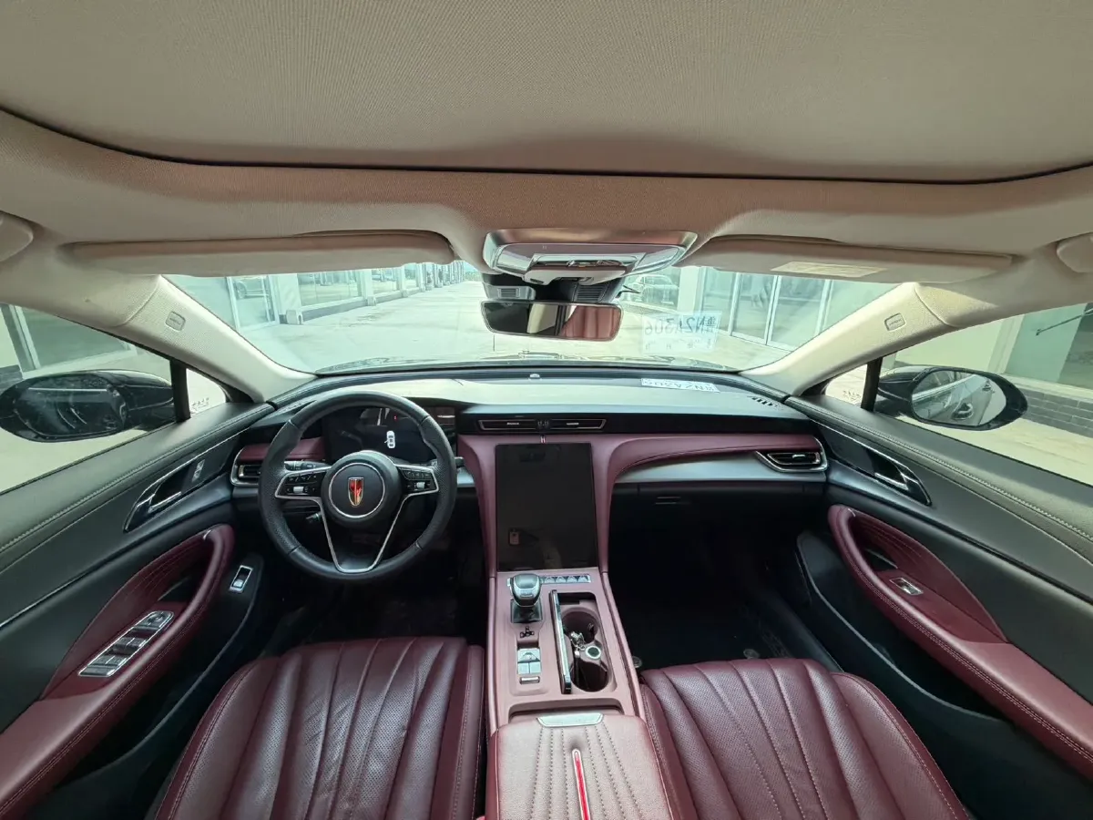 2024 HongQi H5 2.0T 224HP L4 8AT,autocango,china used car exporter,china ev exporter,chinese used car exporter,chinese used ev exporter