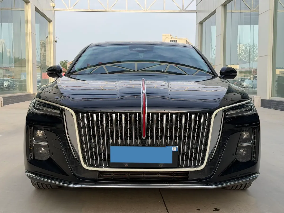 2024 HongQi H5 2.0T 224HP L4 8AT,autocango,china used car exporter,china ev exporter,chinese used car exporter,chinese used ev exporter