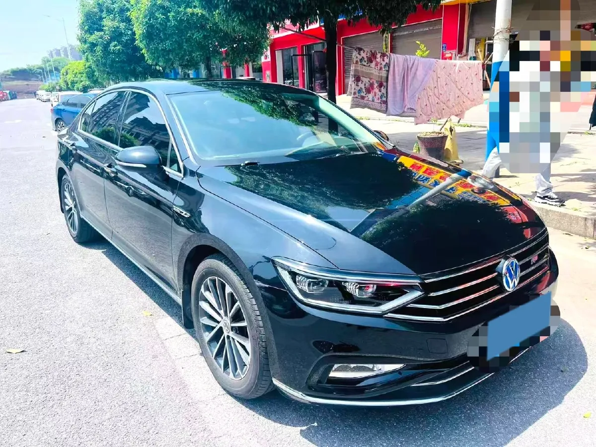 2020 Volkswagen Magotan 2.0T 186HP L4 7DCT,autocango,china used car exporter,china ev exporter,chinese used car exporter,chinese used ev exporter