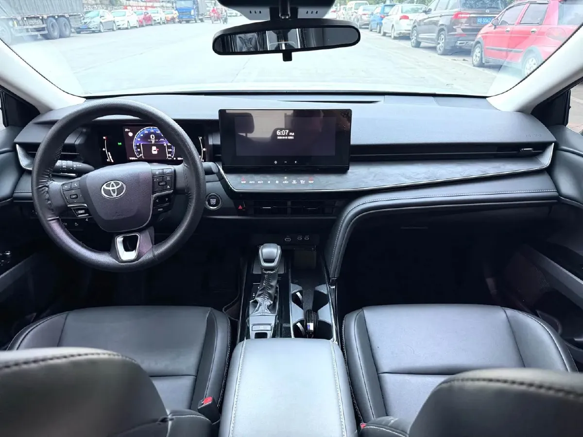 2024 Toyota Camry 2.0L 173HP L4 CVT,autocango,china used car exporter,china ev exporter,chinese used car exporter,chinese used ev exporter