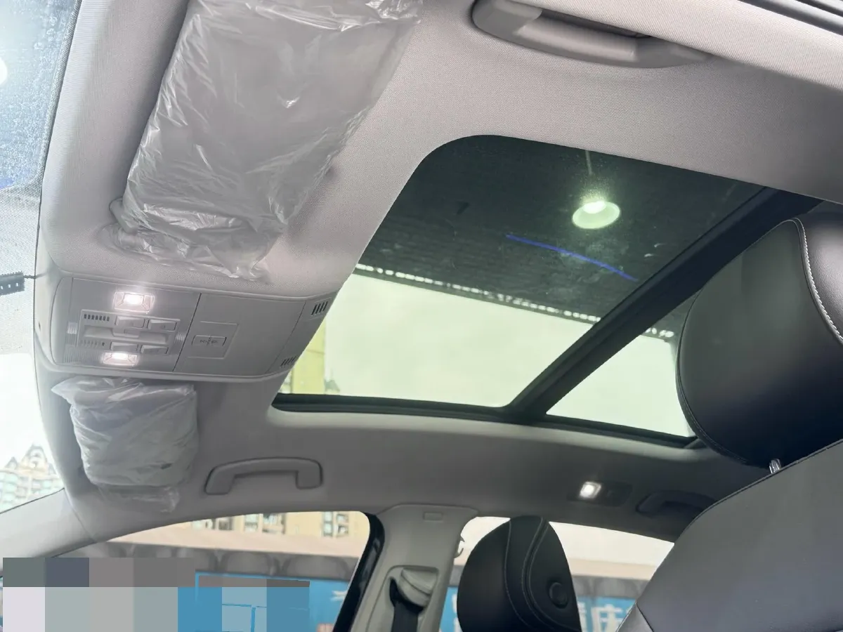 2025 Volkswagen Magotan 1.4T 150HP L4 7DCT,autocango,china used car exporter,china ev exporter,chinese used car exporter,chinese used ev exporter