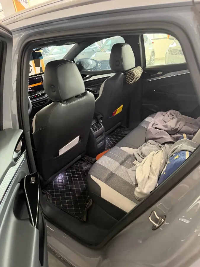 2022 Volkswagen ID.4 Crozz BEV 55.7KWH,autocango,china used car exporter,china ev exporter,chinese used car exporter,chinese used ev exporter