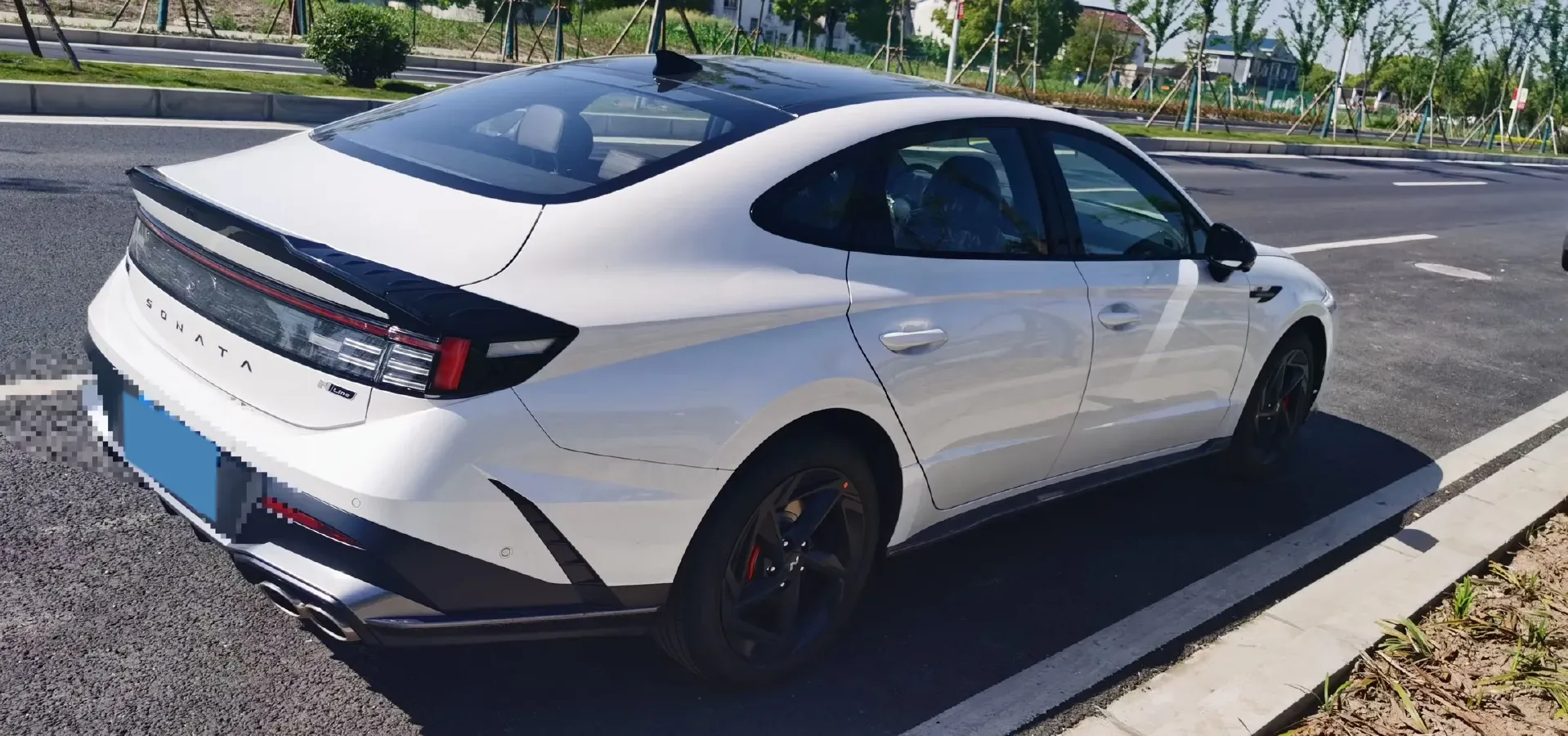 2024 Hyundai Sonata 1.5T 170HP L4 8AT,autocango,china used car exporter,china ev exporter,chinese used car exporter,chinese used ev exporter