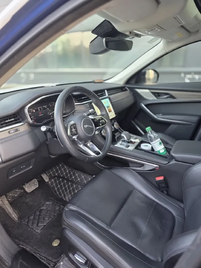 2021 Jaguar F-PACE 2.0T 250HP L4 8AT,autocango,china used car exporter,china ev exporter,chinese used car exporter,chinese used ev exporter