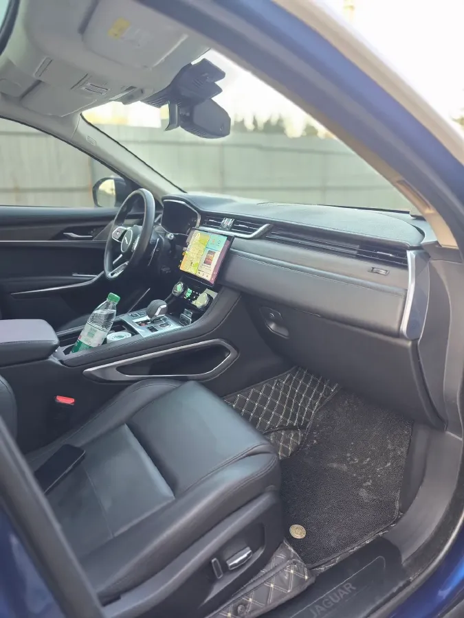 2021 Jaguar F-PACE 2.0T 250HP L4 8AT,autocango,china used car exporter,china ev exporter,chinese used car exporter,chinese used ev exporter