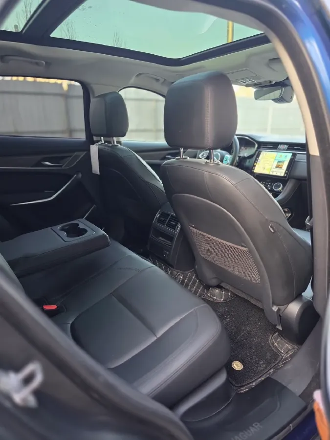 2021 Jaguar F-PACE 2.0T 250HP L4 8AT,autocango,china used car exporter,china ev exporter,chinese used car exporter,chinese used ev exporter