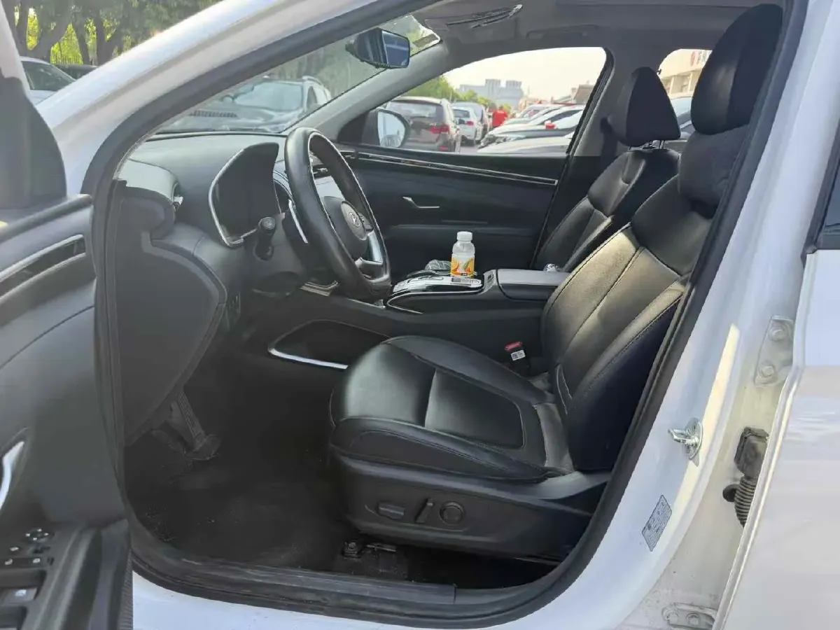 2021 Hyundai Tucson 1.5T 200HP L4 7DCT,autocango,china used car exporter,china ev exporter,chinese used car exporter,chinese used ev exporter