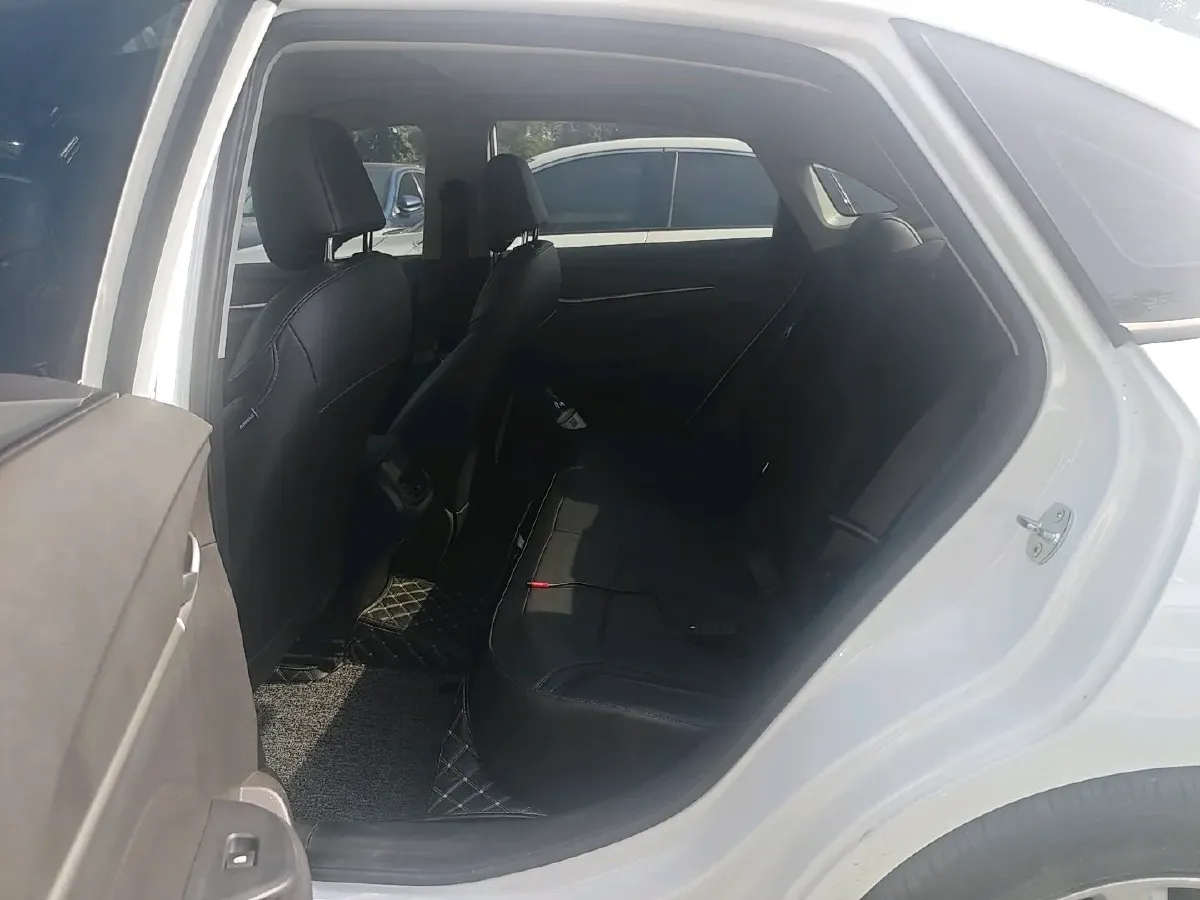 2021 Buick Excelle 1.5L 113HP L4 6AT,autocango,china used car exporter,china ev exporter,chinese used car exporter,chinese used ev exporter