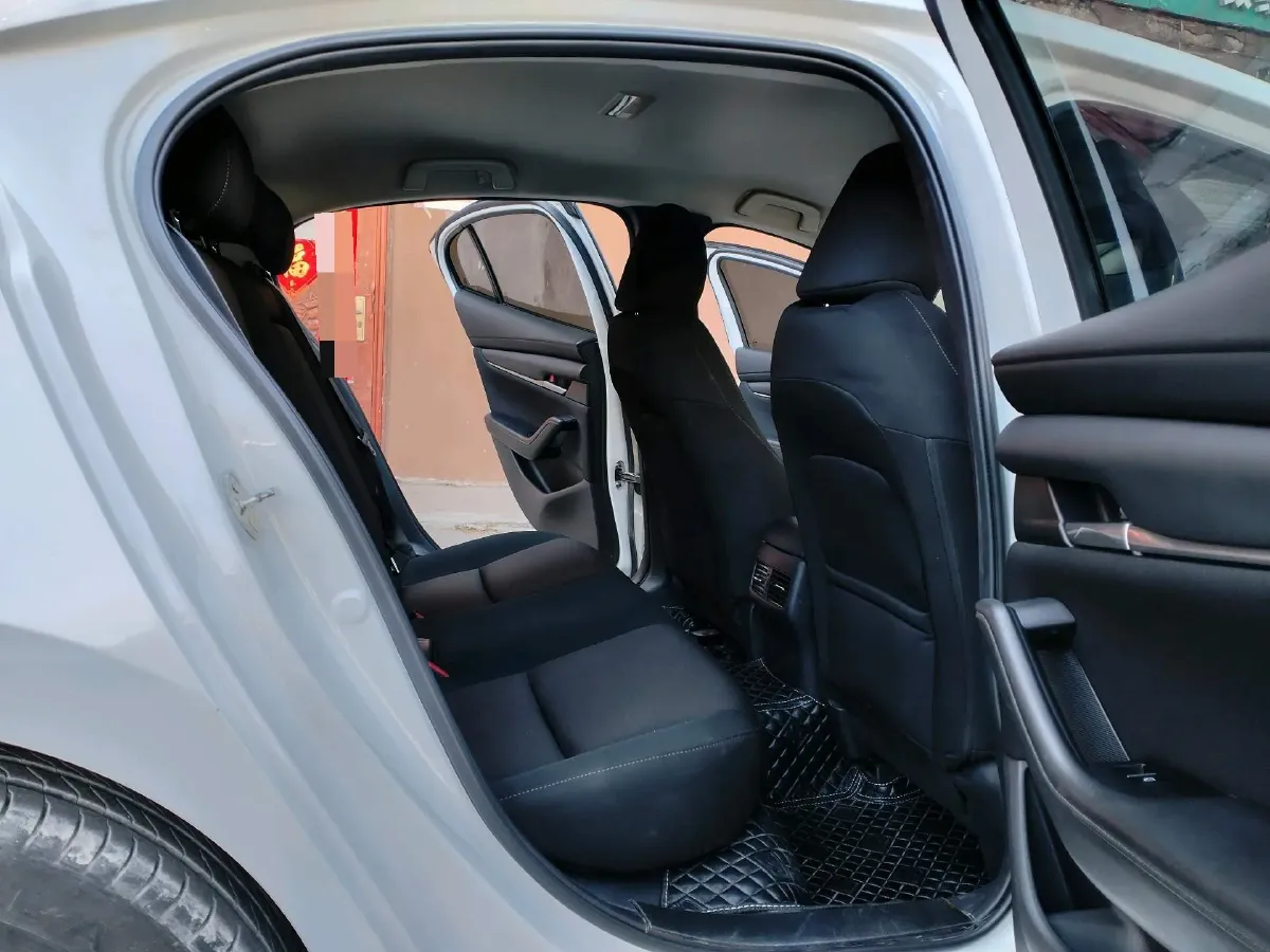 2020 Mazda 3 Axela 1.5L 117HP L4 6AT,autocango,china used car exporter,china ev exporter,chinese used car exporter,chinese used ev exporter