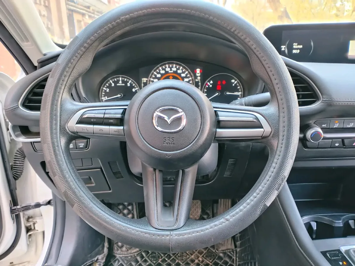 2020 Mazda 3 Axela 1.5L 117HP L4 6AT,autocango,china used car exporter,china ev exporter,chinese used car exporter,chinese used ev exporter