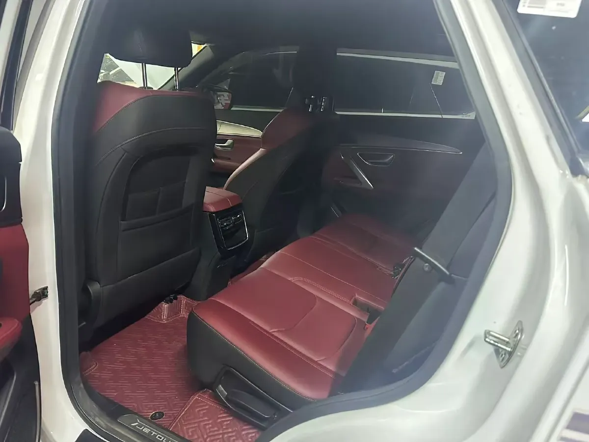 2023 Jetour X70 Plus 1.5T 156HP L4 6DCT,autocango,china used car exporter,china ev exporter,chinese used car exporter,chinese used ev exporter