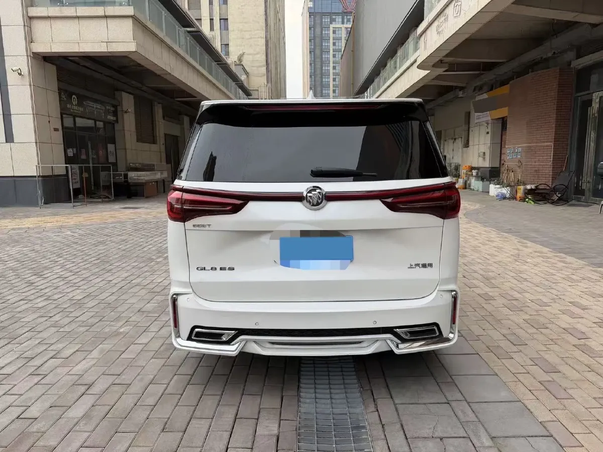 2022 Buick GL8 2.0T 237HP L4 9AT,autocango,china used car exporter,china ev exporter,chinese used car exporter,chinese used ev exporter