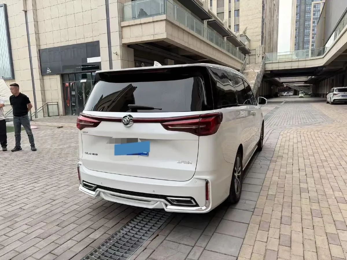 2022 Buick GL8 2.0T 237HP L4 9AT,autocango,china used car exporter,china ev exporter,chinese used car exporter,chinese used ev exporter