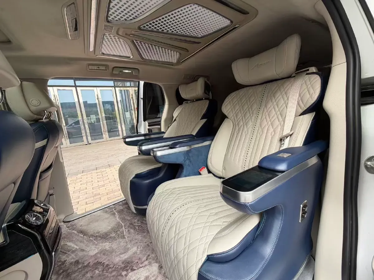 2022 Buick GL8 2.0T 237HP L4 9AT,autocango,china used car exporter,china ev exporter,chinese used car exporter,chinese used ev exporter