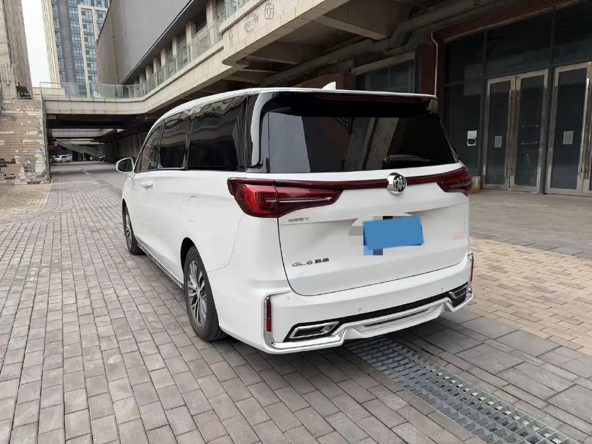 2022 Buick GL8 2.0T 237HP L4 9AT,autocango,china used car exporter,china ev exporter,chinese used car exporter,chinese used ev exporter