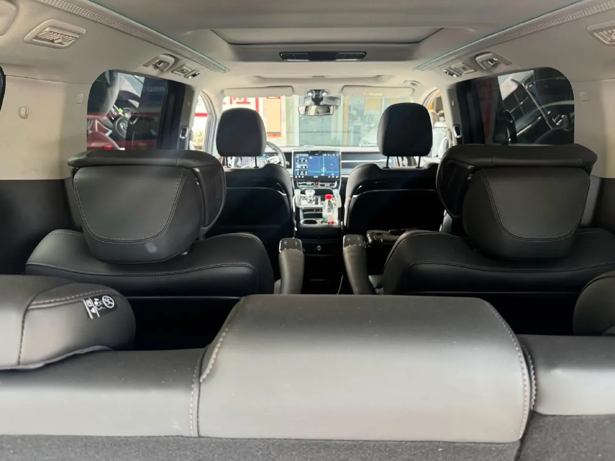 2023 GAC Trumpchi M8 2.0T 252HP L4 8AT,autocango,china used car exporter,china ev exporter,chinese used car exporter,chinese used ev exporter