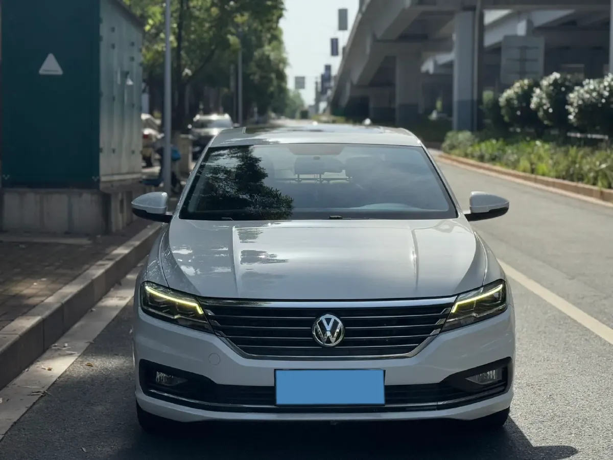 2018 Volkswagen Lavida 1.2T 116HP L4 7DCT,autocango,china used car exporter,china ev exporter,chinese used car exporter,chinese used ev exporter