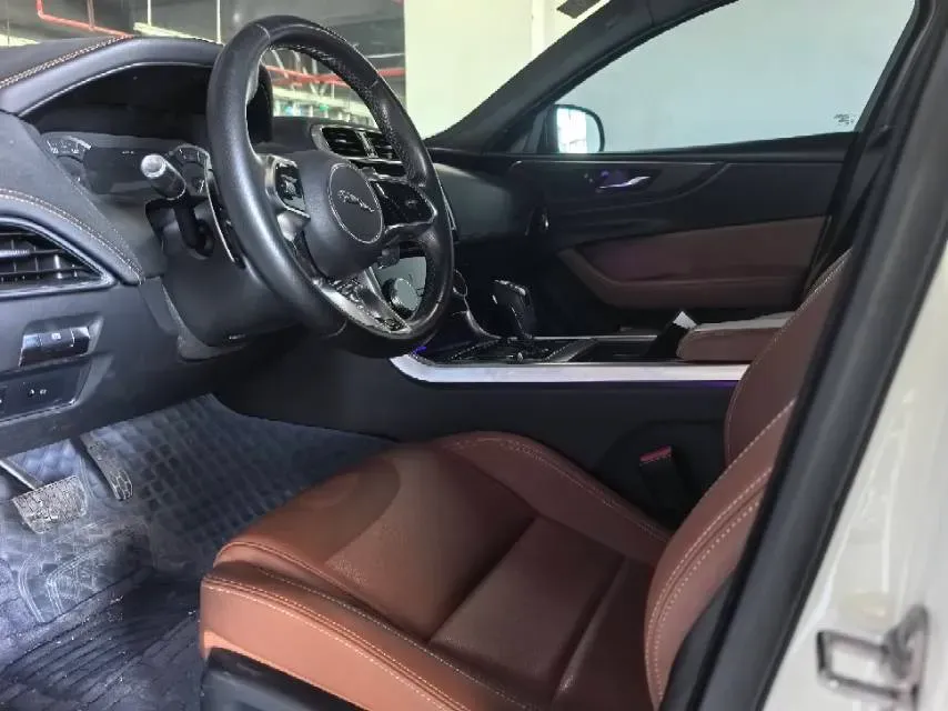 2020 Jaguar XEL 2.0T 200HP L4 8AT,autocango,china used car exporter,china ev exporter,chinese used car exporter,chinese used ev exporter