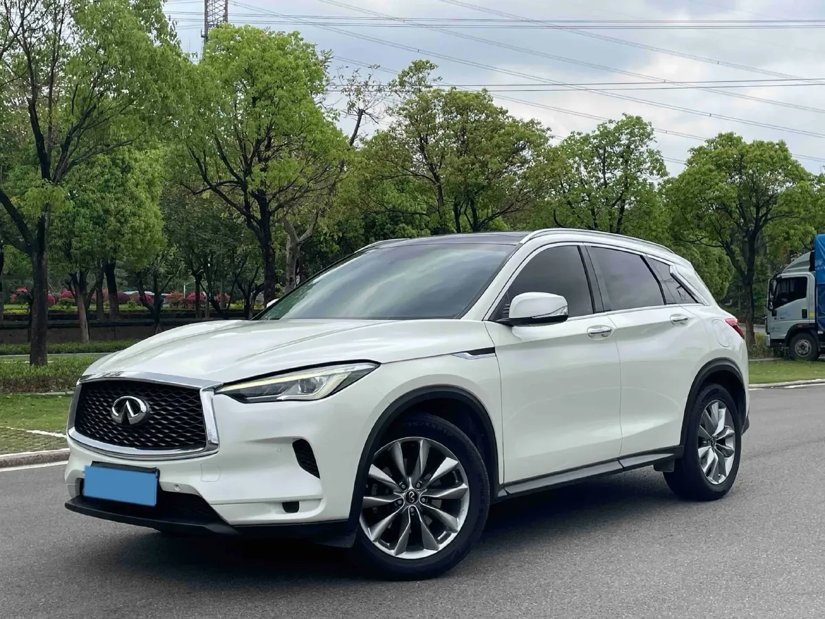 2020 Infiniti QX50 2.0T 245HP L4 CVT,autocango,china used car exporter,china ev exporter,chinese used car exporter,chinese used ev exporter