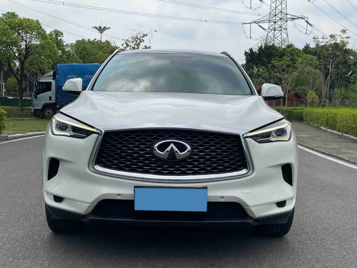 2020 Infiniti QX50 2.0T 245HP L4 CVT,autocango,china used car exporter,china ev exporter,chinese used car exporter,chinese used ev exporter