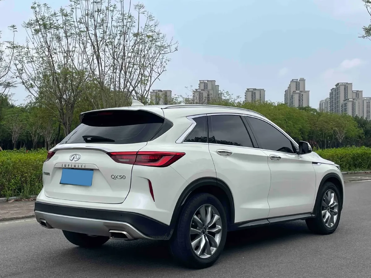 2020 Infiniti QX50 2.0T 245HP L4 CVT,autocango,china used car exporter,china ev exporter,chinese used car exporter,chinese used ev exporter