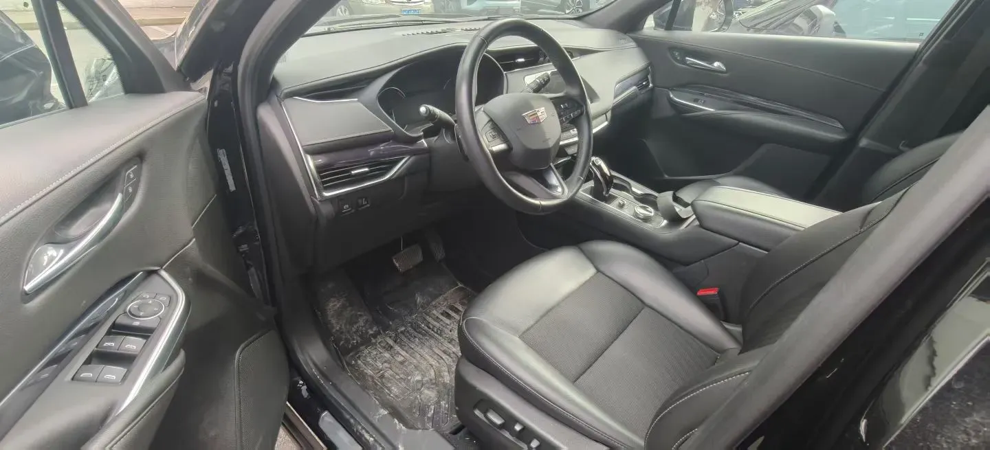 2021 Cadillac XT4 2.0T 237HP L4 9AT,autocango,china used car exporter,china ev exporter,chinese used car exporter,chinese used ev exporter