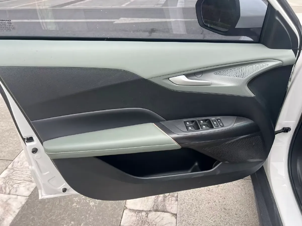 2023 Volkswagen Polo 1.5L 113HP L4 6AT,autocango,china used car exporter,china ev exporter,chinese used car exporter,chinese used ev exporter