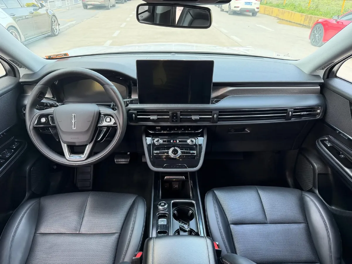 2022 Lincoln Corsair 2.0T 245HP L4 8AT,autocango,china used car exporter,china ev exporter,chinese used car exporter,chinese used ev exporter