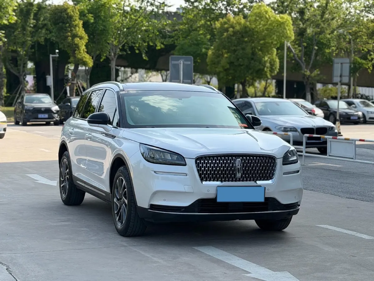 2022 Lincoln Corsair 2.0T 245HP L4 8AT,autocango,china used car exporter,china ev exporter,chinese used car exporter,chinese used ev exporter