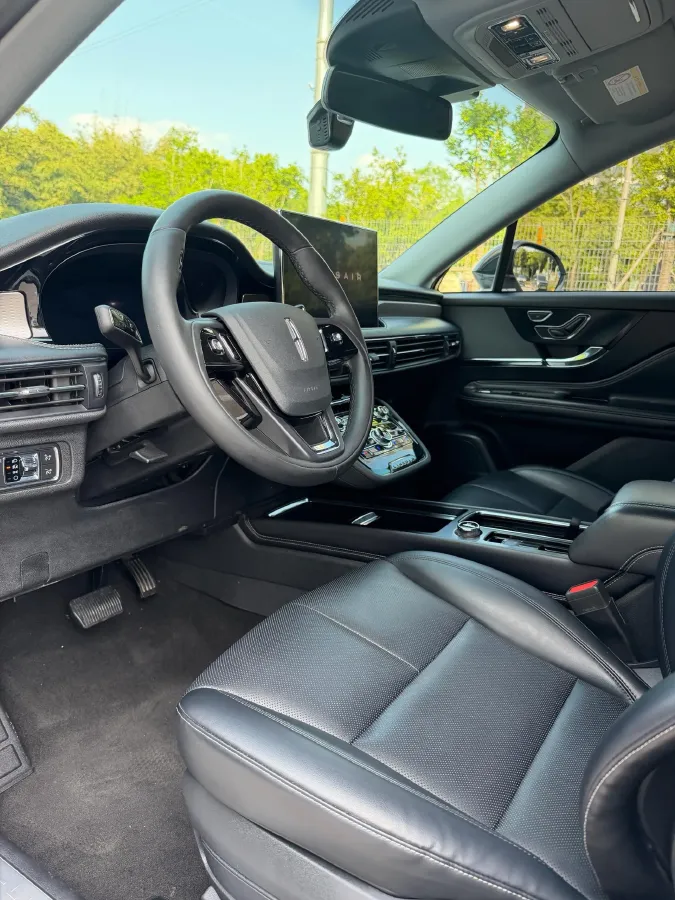 2022 Lincoln Corsair 2.0T 245HP L4 8AT,autocango,china used car exporter,china ev exporter,chinese used car exporter,chinese used ev exporter